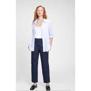 GAP Straight Leg Pants in Navy